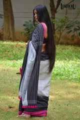 Splash in black and white