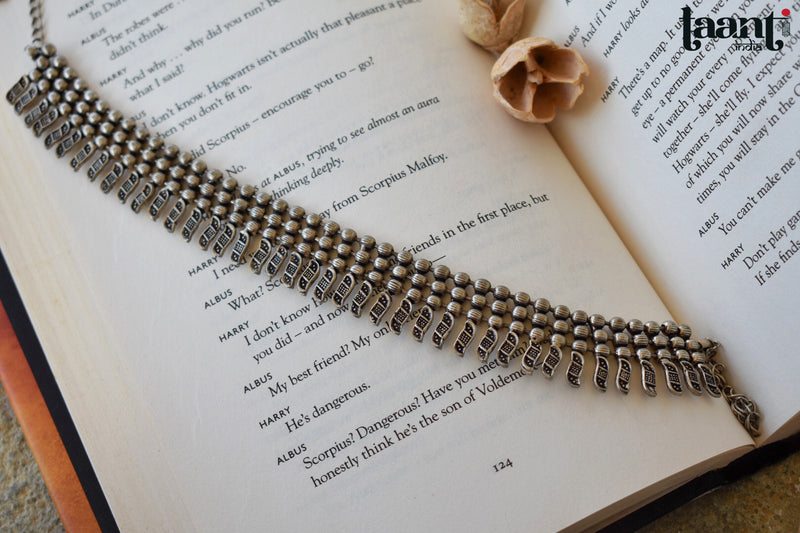 German Silver Floral Leaves Emboosed Choker